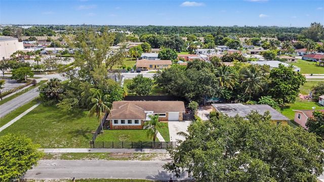 3281 NW 212th Street, Miami Gardens, FL 33056