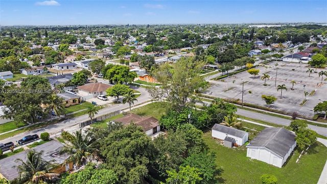 3281 NW 212th Street, Miami Gardens, FL 33056