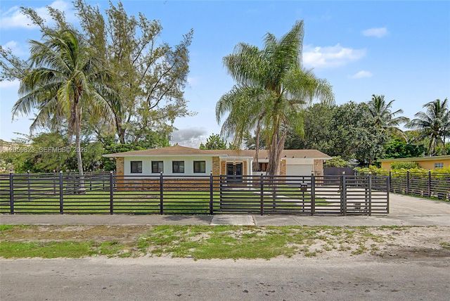 3281 NW 212th Street, Miami Gardens, FL 33056