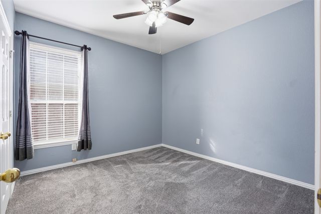 2221 Templeton Drive, Arlington, TX 76006