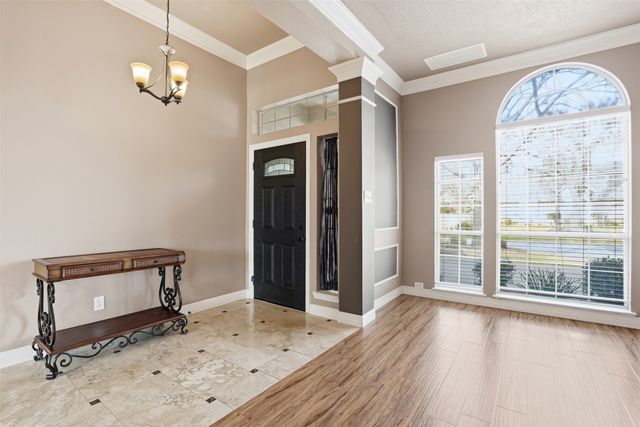 2221 Templeton Drive, Arlington, TX 76006