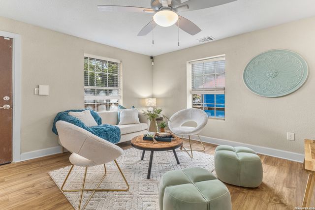 315 Saint James, San Antonio, TX 78202