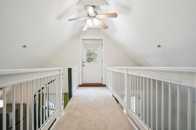 34 Floral Ave Apt 5, Dover, NH 03820