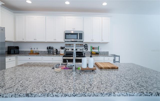 37860 BEACON BRICK DRIVE, Zephyrhills, FL 33540