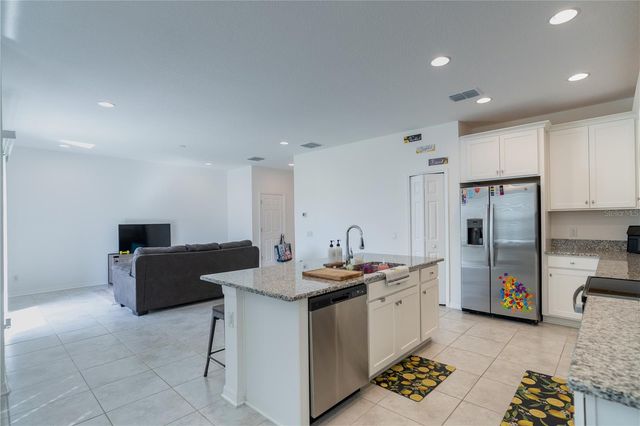 37860 BEACON BRICK DRIVE, Zephyrhills, FL 33540