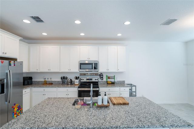 37860 BEACON BRICK DRIVE, Zephyrhills, FL 33540