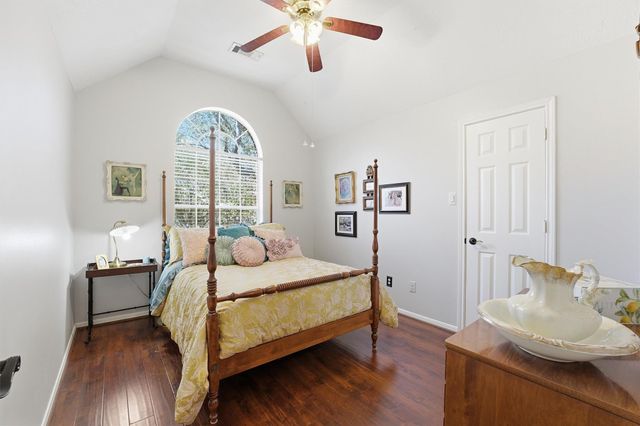 3803 Heritage Colony Drive, Missouri City, TX 77459