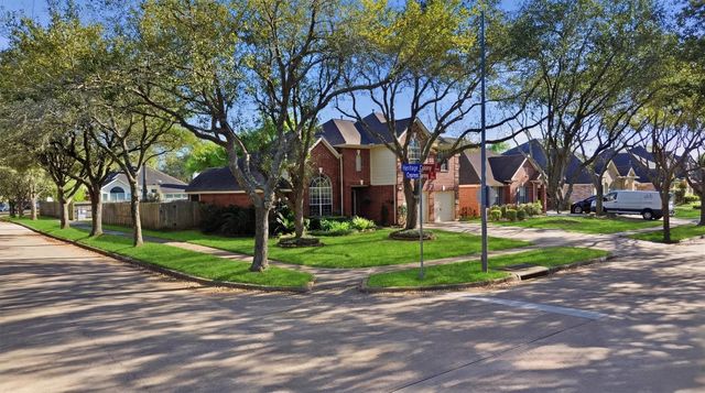 3803 Heritage Colony Drive, Missouri City, TX 77459