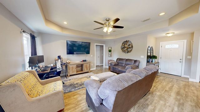 185 Mccallister Road, Slocomb, AL 36375