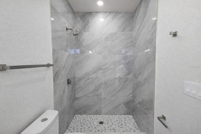 2423 MILTON AVENUE S, Lehigh Acres, FL 33973