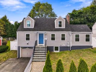 47 Rosedale Rd, Watertown, MA 02472