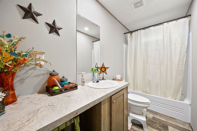 101 Syble Jean Drive, Burleson, TX 76028