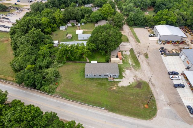 101 Syble Jean Drive, Burleson, TX 76028