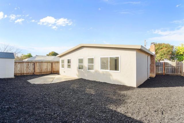 1664 Tulane Avenue, East Palo Alto, CA 94303