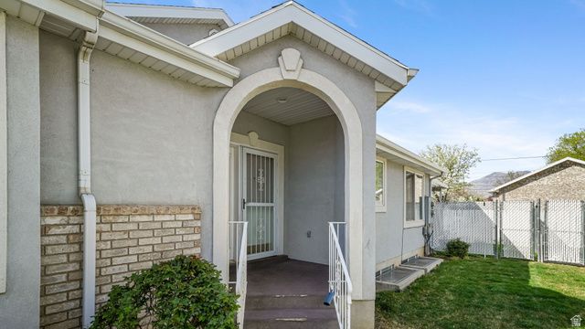 342 W 350 N, Orem, UT 84057