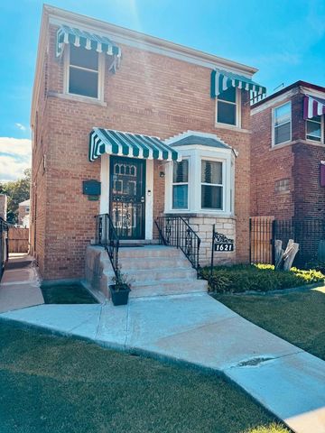1621 N Luna Avenue, Chicago, IL 60639