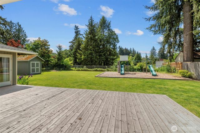 6813 5th Way SE, Lacey, WA 98503