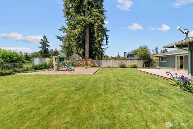 6813 5th Way SE, Lacey, WA 98503