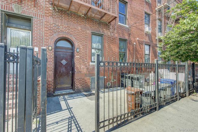 99-11 42 Avenue, Corona, NY 11368