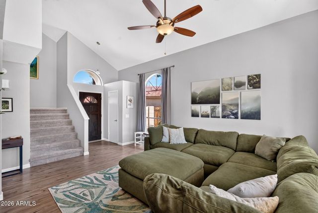 1537 E COMMERCE Avenue, Gilbert, AZ 85234