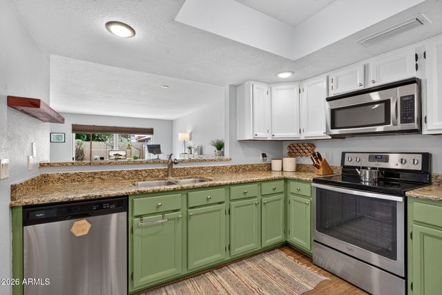 1537 E COMMERCE Avenue, Gilbert, AZ 85234
