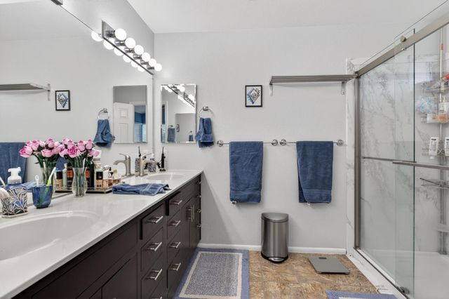 5609 Laguna Quail Way, Elk Grove, CA 95758