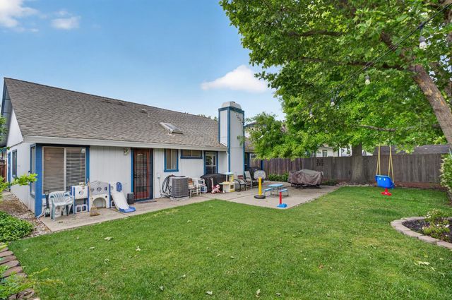5609 Laguna Quail Way, Elk Grove, CA 95758
