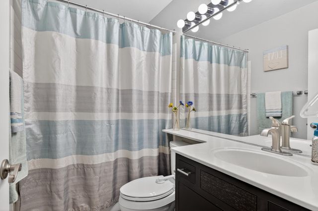 5609 Laguna Quail Way, Elk Grove, CA 95758