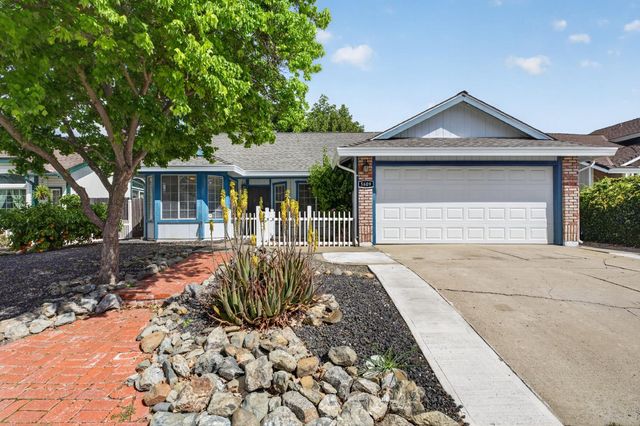 5609 Laguna Quail Way, Elk Grove, CA 95758