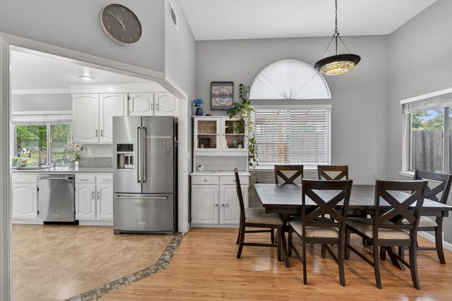 5609 Laguna Quail Way, Elk Grove, CA 95758