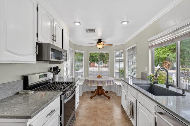 5609 Laguna Quail Way, Elk Grove, CA 95758