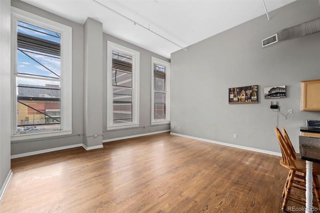 1555 California Street 302, Denver, CO 80202