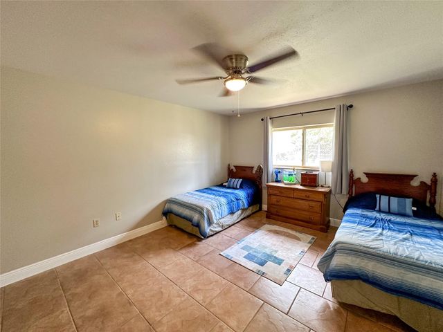 380 Woodlands DR, Bastrop, TX 78602