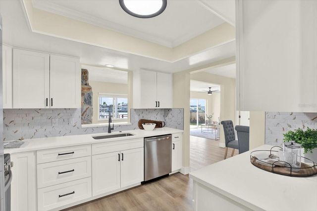 11628 GROVE STREET, Seminole, FL 33772