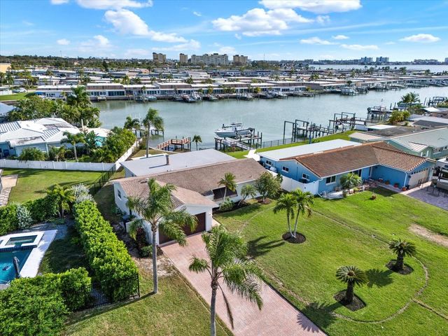 11628 GROVE STREET, Seminole, FL 33772