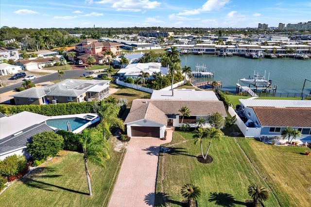 11628 GROVE STREET, Seminole, FL 33772