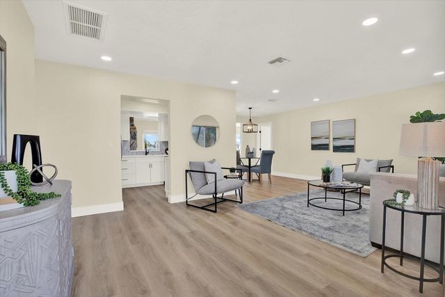 11628 GROVE STREET, Seminole, FL 33772