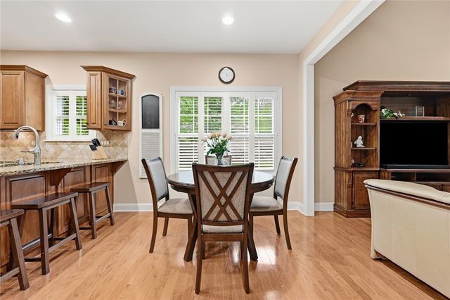 303 Torrey Pine Dr, Adams Twp, PA 16046