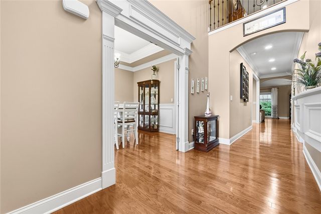 303 Torrey Pine Dr, Adams Twp, PA 16046
