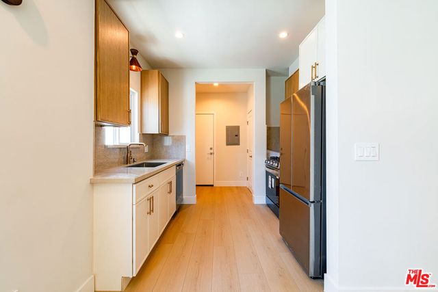 4637 W 18th Street, Los Angeles, CA 90019