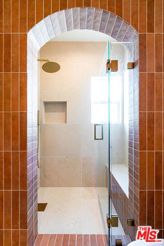 4637 W 18th Street, Los Angeles, CA 90019
