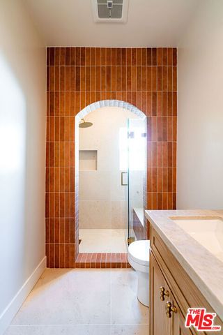 4637 W 18th Street, Los Angeles, CA 90019
