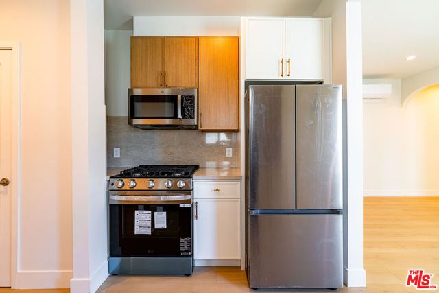 4637 W 18th Street, Los Angeles, CA 90019