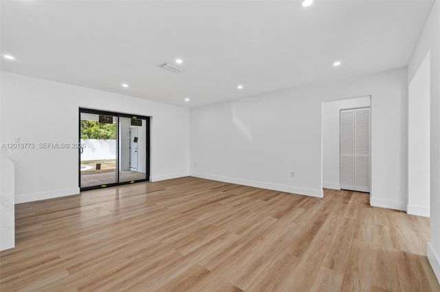 7311 Fairway Blvd, Miramar, FL 33023