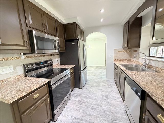 143 CRANFIELD COURT, Orlando, FL 32835