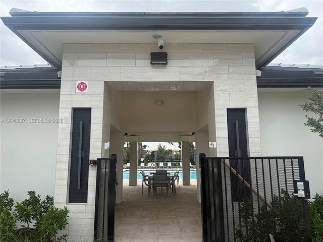 4286 Efendi Drive, Lantana, FL 33462