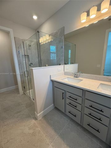 4286 Efendi Drive, Lantana, FL 33462