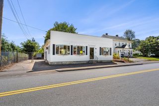 13 East St, North Attleboro, MA 02760