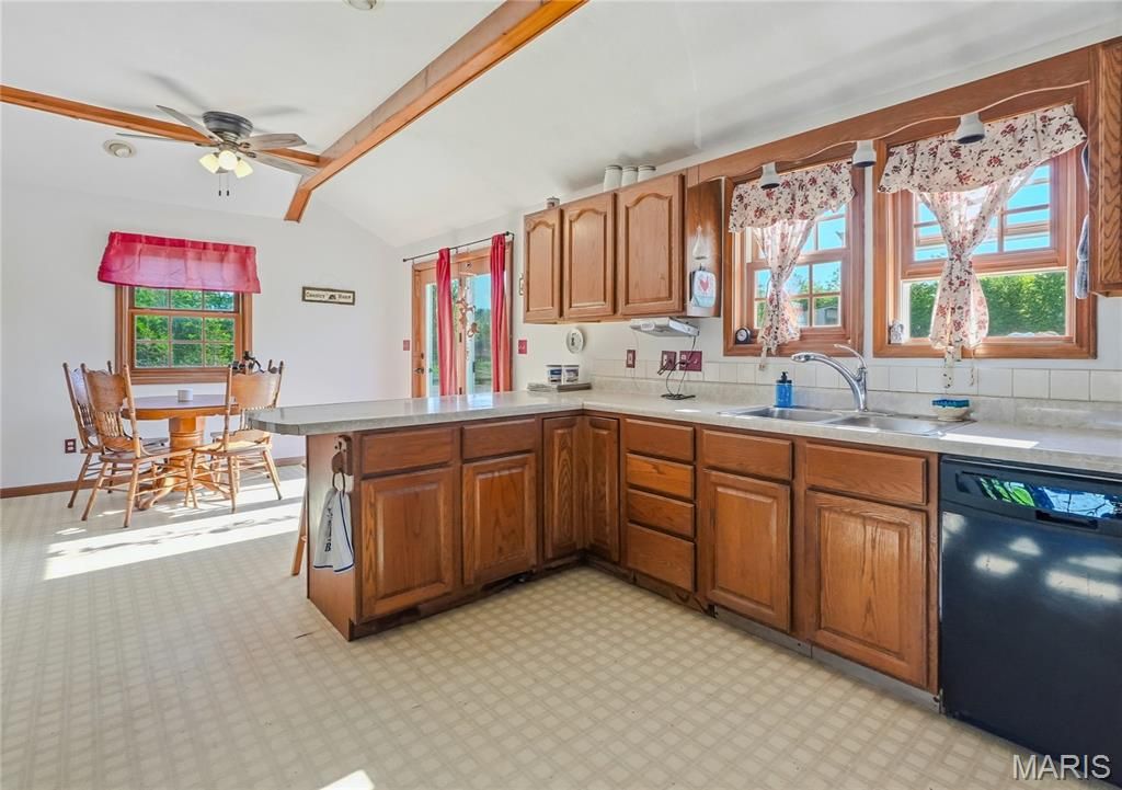 Image 15 of property listing at 8700 N Hartley Road, Hallsville, MO 65255