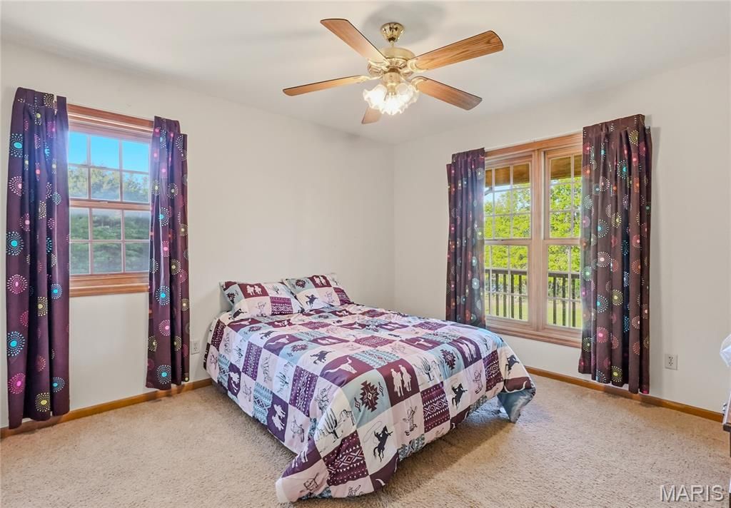 Image 5 of property listing at 8700 N Hartley Road, Hallsville, MO 65255